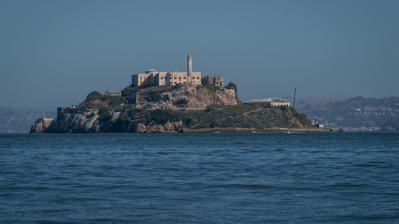 Trump orders reopening of the notorious Alcatraz prison Trump orders reopening of the notorious Alcatraz prison
