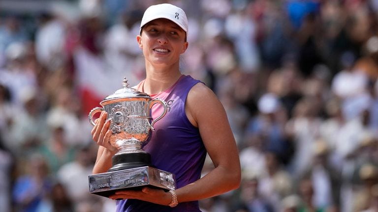 Iga Swiatek: World No 1 races to third straight French Open title against  Jasmine Paolini | Tennis News | Sky Sports