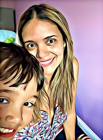 latina mom blogger