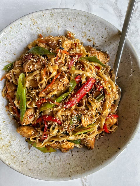 Customizable Weeknight Ramen Stir Fry