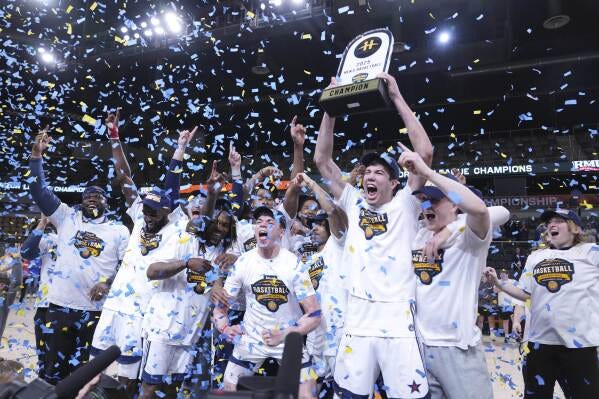 Robert Morris Wins First Ever Horizon League Championship Over Youngstown State