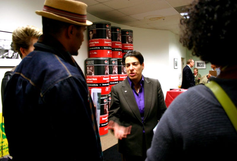 Rebecca Kaplan campaigning for mayor at an Alameda County Food Bank hunger and poverty forum, Oct. 20, 2010. (Image source: ACFB)