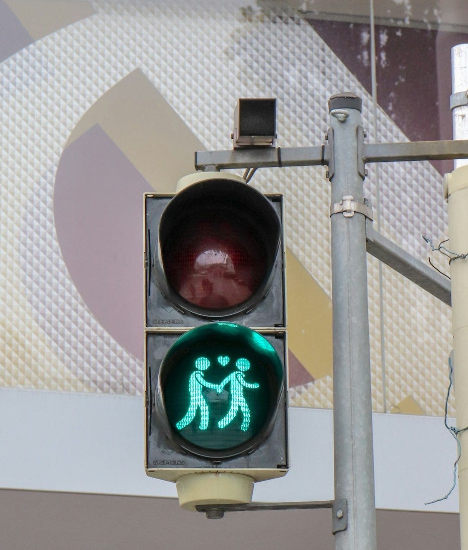 black traffic light on green light