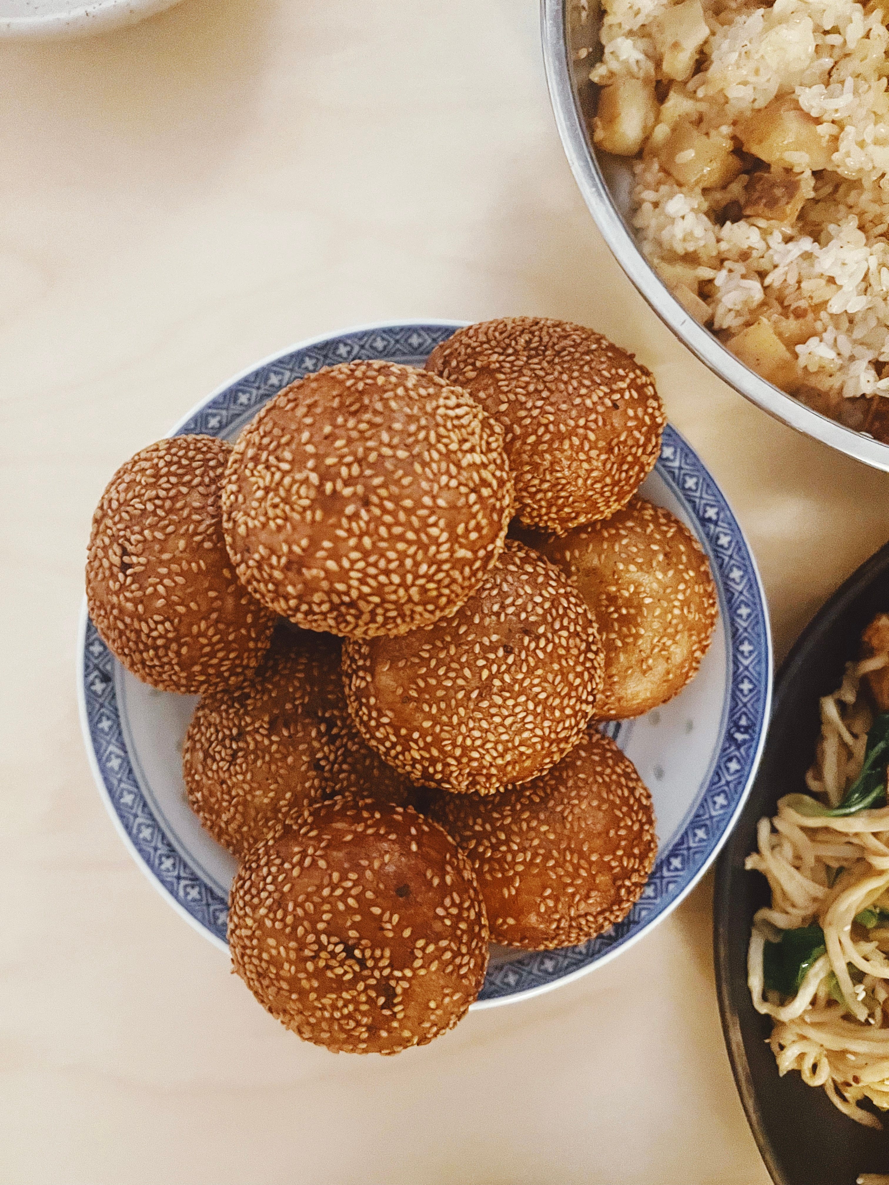 Qizlar sizni iflos külotlarni yalab, hidlaydi