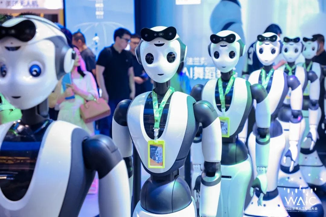 达闼具身智能成果亮相WAIC 2023,RobotGPT让机器人活起来 达闼具身智能成果亮相WAIC 2023,RobotGPT让机器人活起来