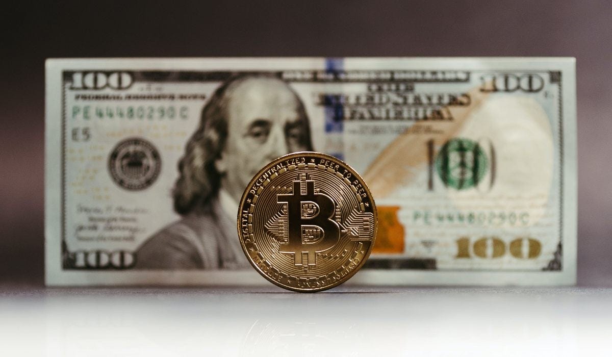 Dólar en Colombia no superó los $3.900, mientras Bitcoin se acercó a nuevo  récord; deuda pública bajó - Yahoo Noticias