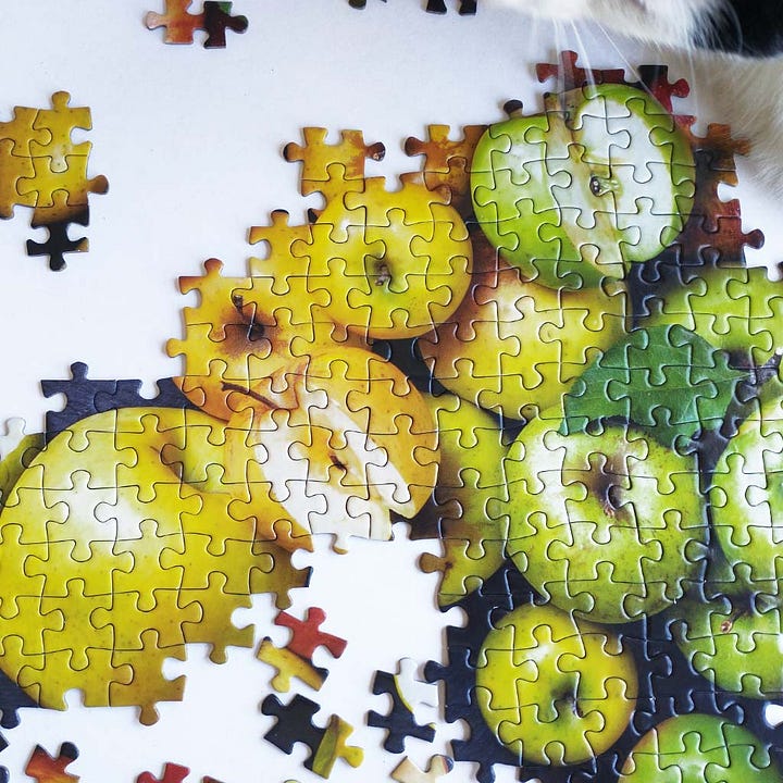 Galison Heirloom Apple Jigsaw Puzzle