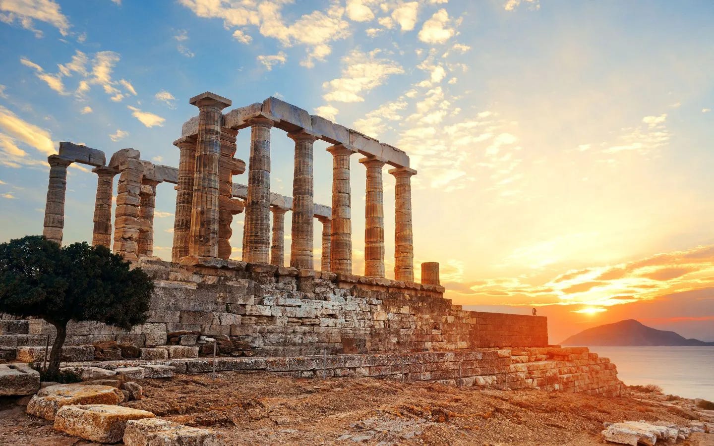 Summer Holidays in Athens: The Ultimate Family-Friendly Guide to Greece's  Ancient Capital | Hellascar