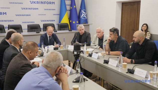 Winning Hearts and Minds: How Ukraine Can Reach the Arab World Winning Hearts and Minds: How Ukraine Can Reach the Arab World