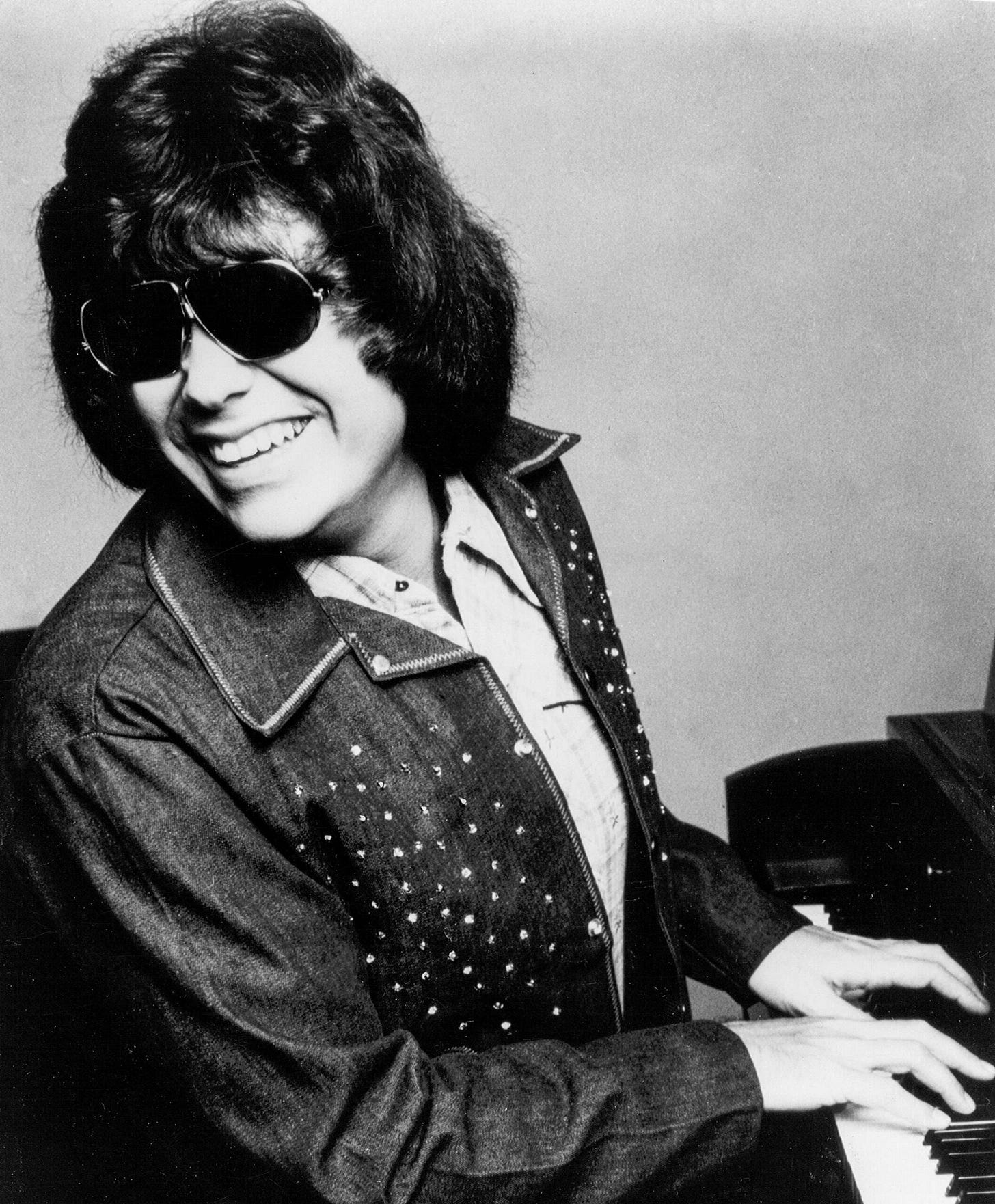 Pollstar Cover Story: Ronnie Milsap, The Tireless 76-Year-Old Phenom, Keeps  On Keeping On - Pollstar News