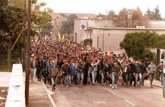 ULTRAS-TIFO.net - Verona (Italy) in the 80's | Facebook ULTRAS-TIFO.net - Verona (Italy) in the 80's | Facebook