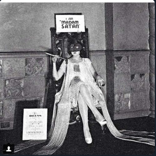 2019-04-16 19_24_00-(16) Twitter.png