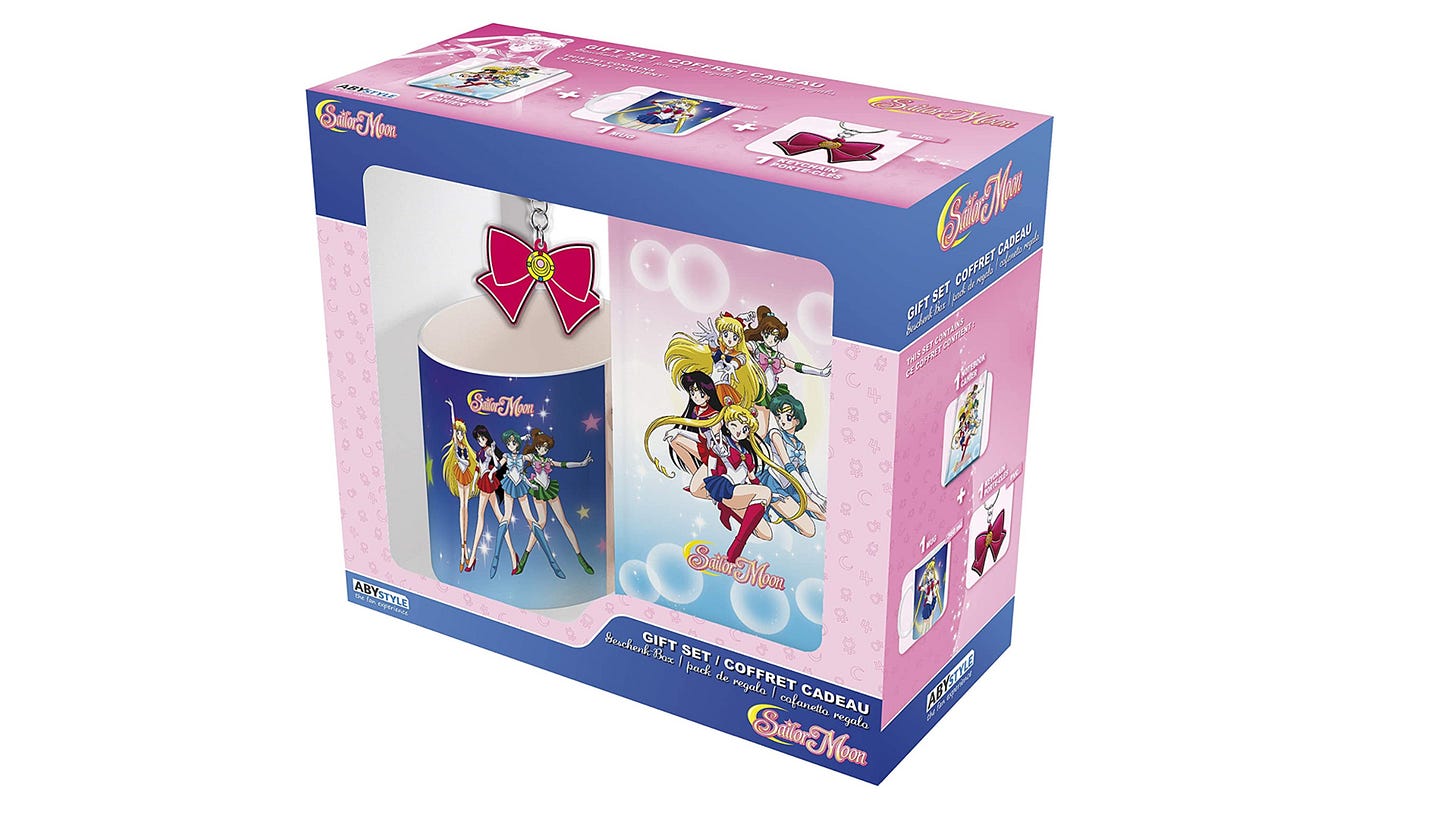 Sailor Moon gift set box with a mug, keyring, and notebook inside.