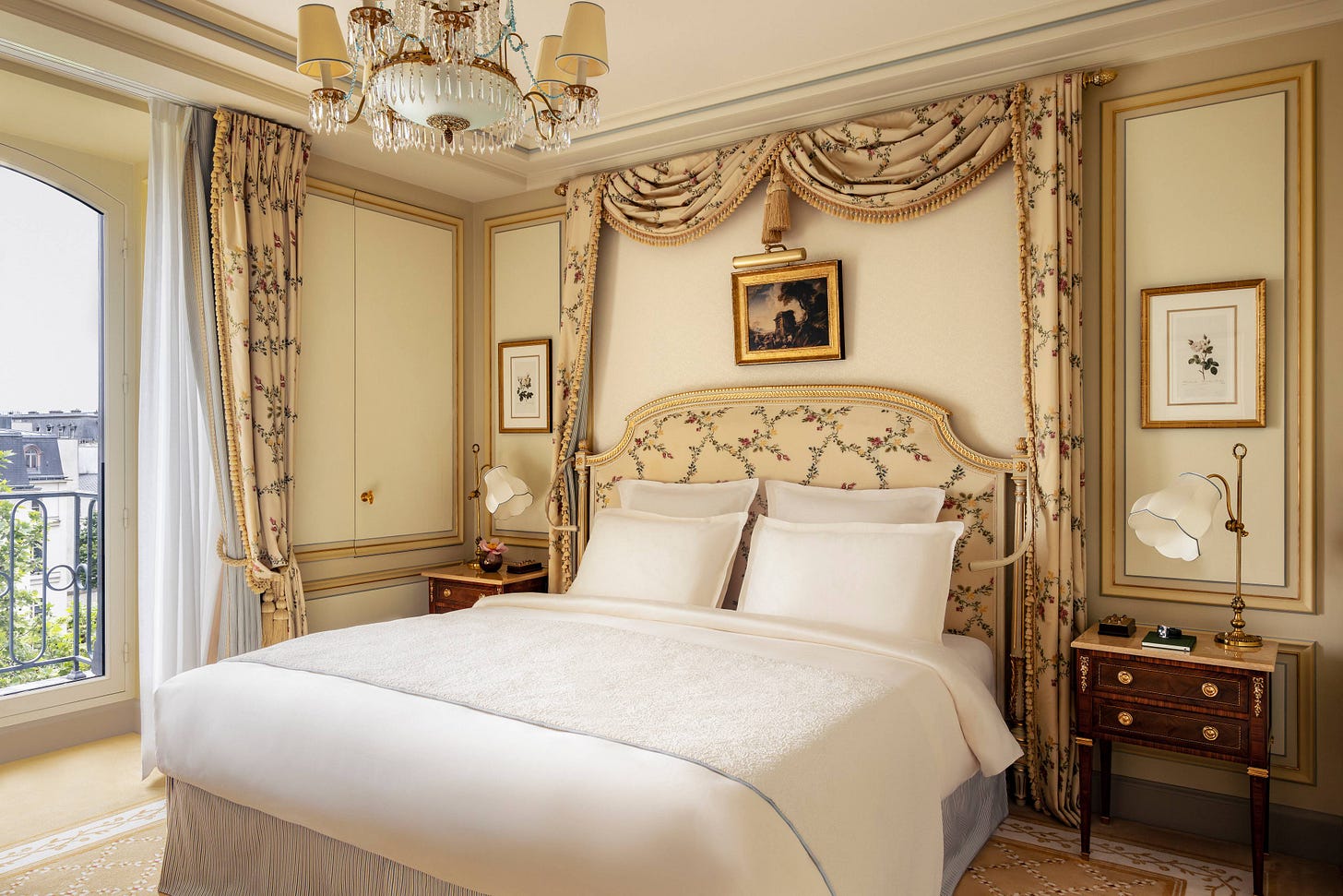 Bed in a Superior Room at the Ritz Paris