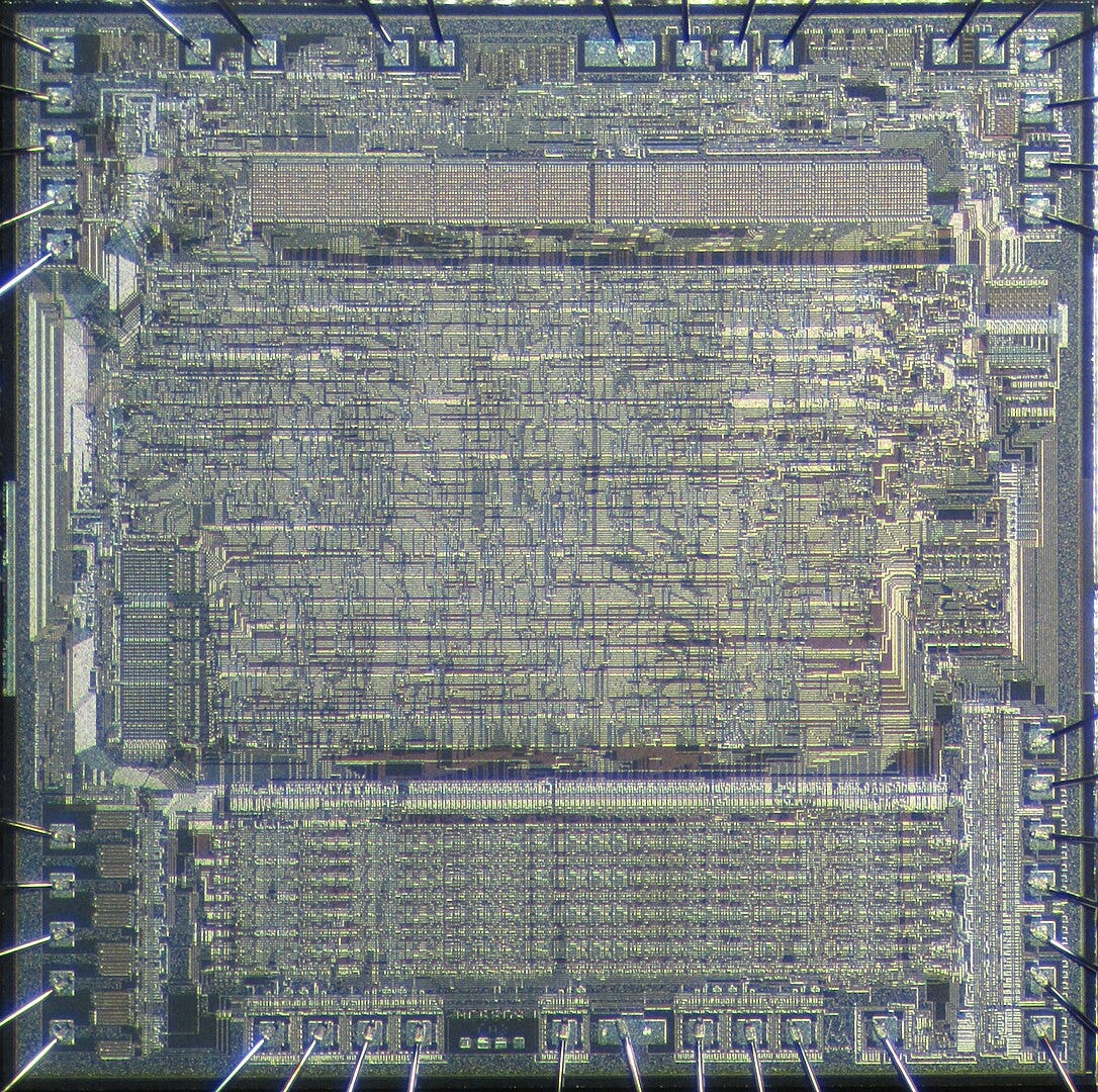 CPU Motorola CPU Collection Vintage Motorola MC68010RC10 CPU - MC68010, Gold Ceramic PGA 68 | eBay