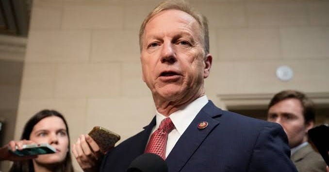 Rep. Kevin Hern wins Oklahoma GOP nomination for US Senate, governor's race heads to runoff :: WRAL.com Rep. Kevin Hern wins Oklahoma GOP nomination for US Senate, governor's race heads to runoff :: WRAL.com