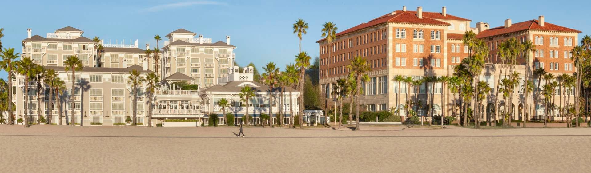 Casa Del Mar (1943 to 1999) - by Mark Gorman