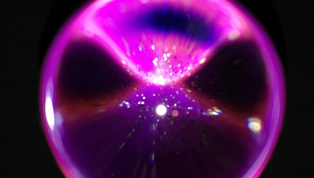 round purple light wallpaper