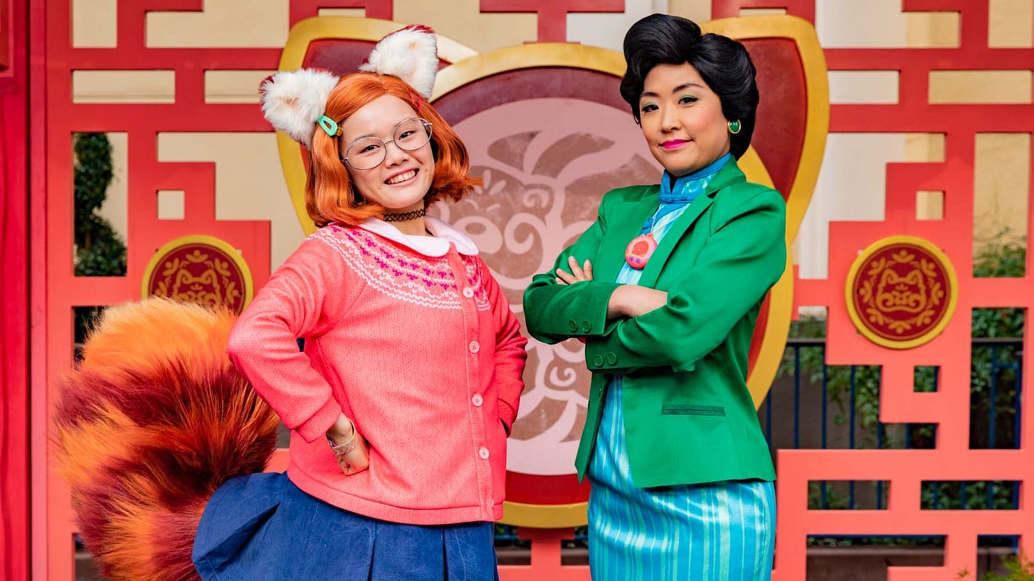 Meet & Greet Meilin & Ming Lee of Turning Red | Disneyland Resort