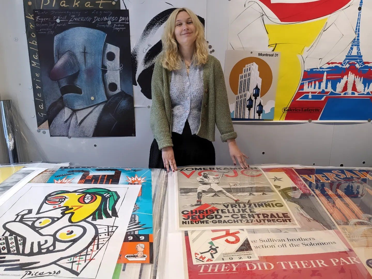 May be pop art of 1 person and text that says 'GIEG DN n Mantreal31 31 9 -ች रश MO9 9 picenss JEUGD-CENTRALE NIEUWE-GRACHT27:UTRECBE NIEUWE 75 ha+ ve Sullivan brothers action off the Solomons 9. HE DID THEIR PAR'