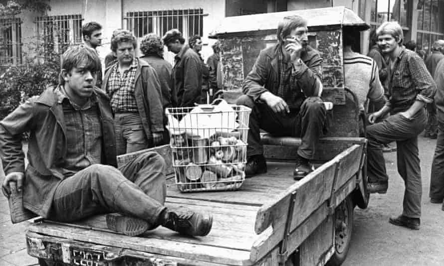 Shipyard strike puts mark of change on Poland - archive, 1980 | Poland |  The Guardian