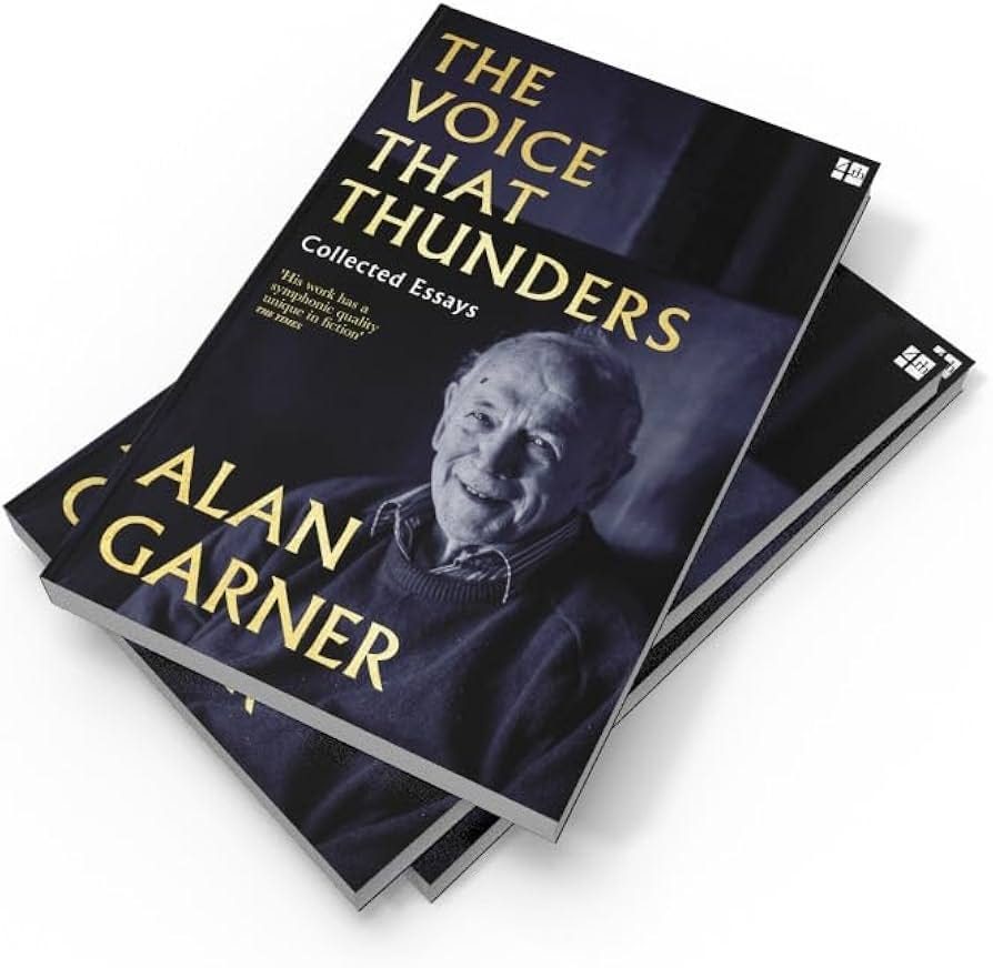 The Voice that Thunders: dazzling essays from the author of the Booker  Prize shortlisted Treacle Walker : Garner, Alan: Amazon.co.uk: Books