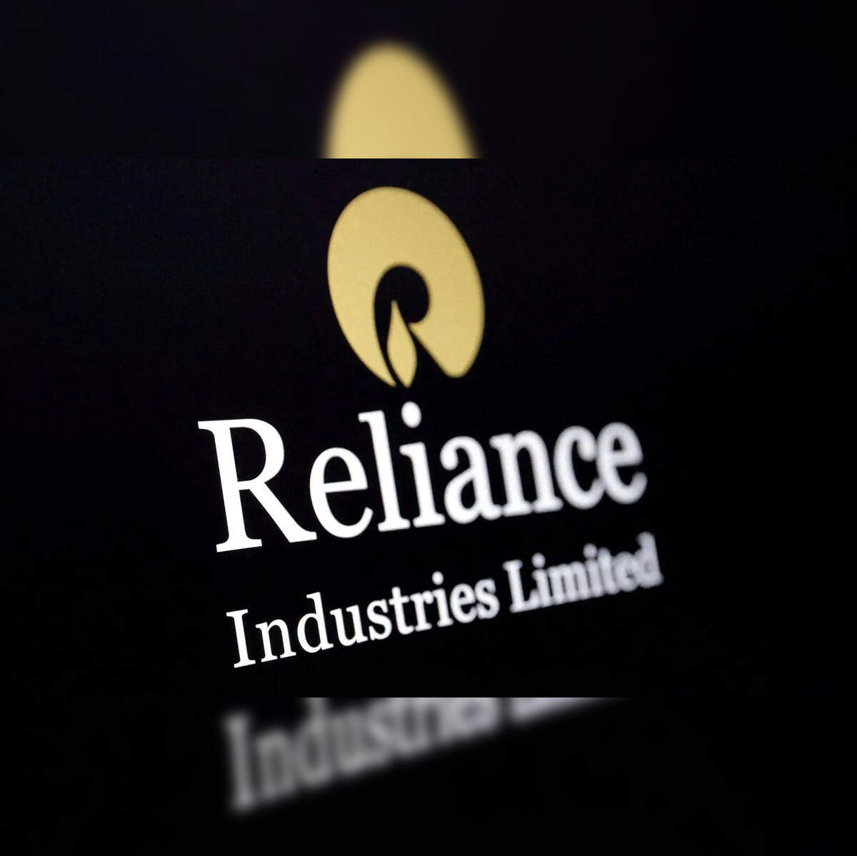 Reliance to set up 1 gigawatt AI data centre in Andhra Pradesh - The  Economic Times