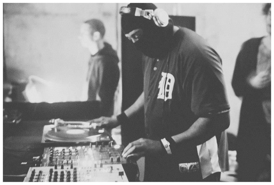 dj-Stingray - 6AM