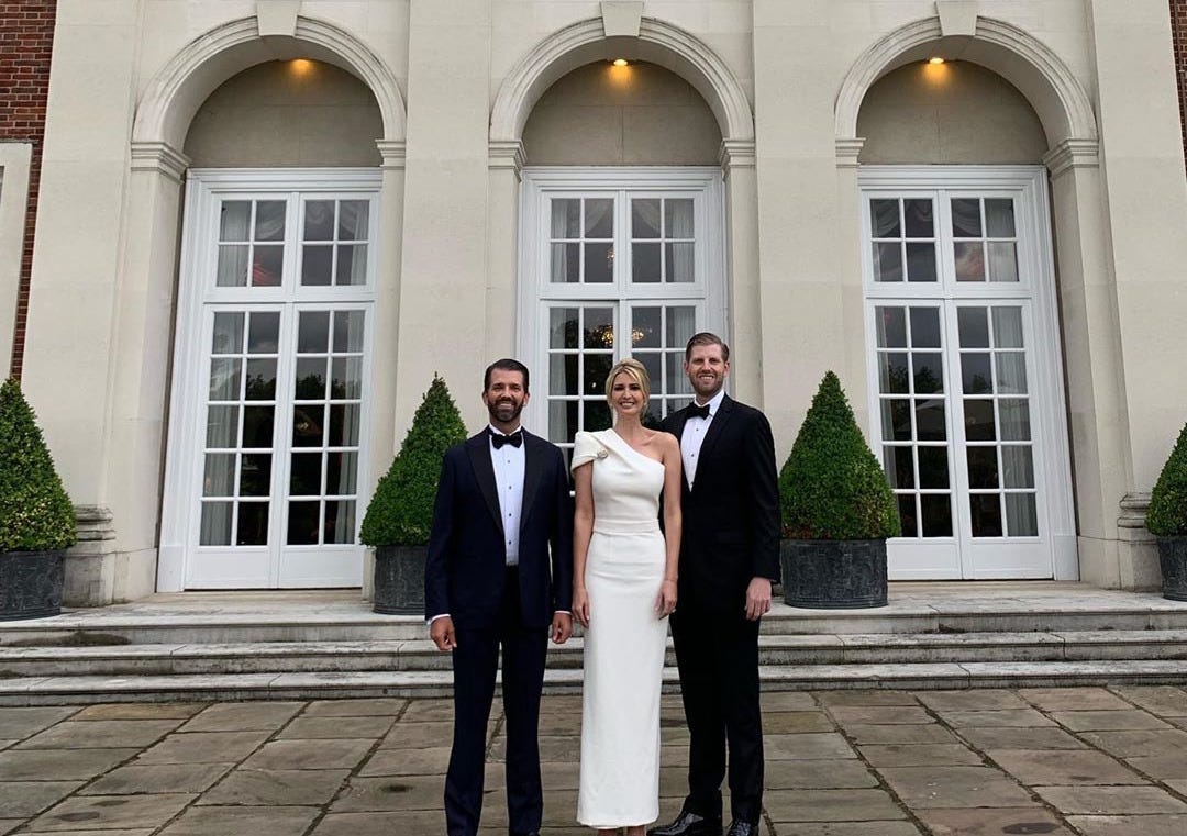 https://upload.wikimedia.org/wikipedia/commons/3/3b/Donald_Jr%2C_Ivanka_and_Eric_Trump_outside_Winfield_House.jpg https://upload.wikimedia.org/wikipedia/commons/3/3b/Donald_Jr%2C_Ivanka_and_Eric_Trump_outside_Winfield_House.jpg