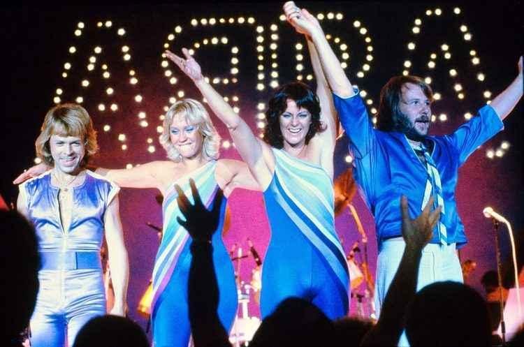 ABBA retorna aos palcos em 2018