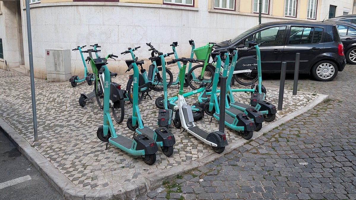 Sixteen hurt by drunk driver on bar street // Push to ban e-scooters // Authorities criticised after boy kills mother