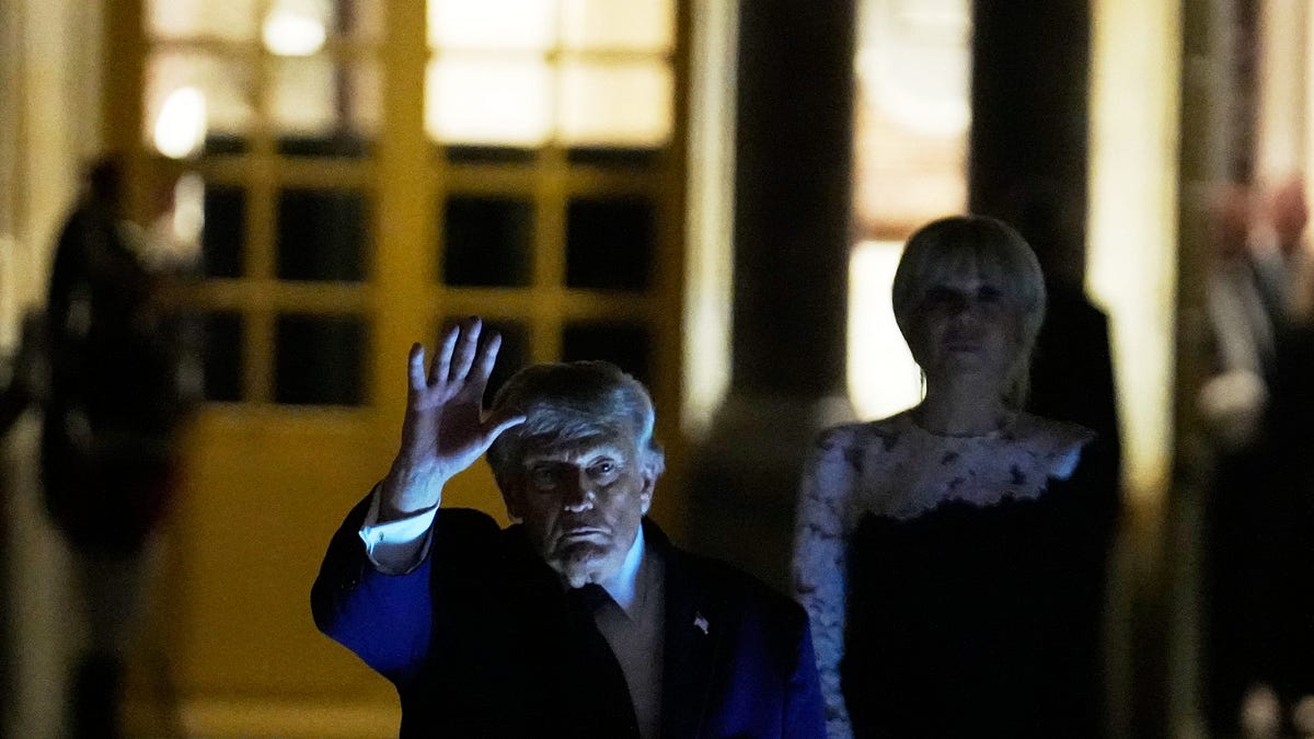 Iran wins concessions from U.S.; Ukraine strikes critical Moscow refinery; Israel refuses to withdraw from Lebanon