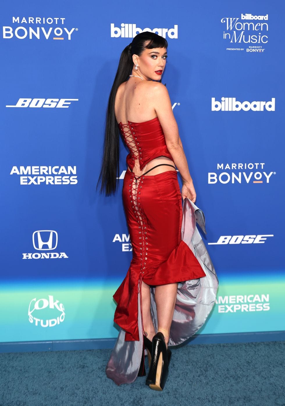 Katy Perry's Red Carpet Corset Revealed Her Black G-String