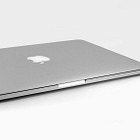 Investor Activists Want a Bite at the Apple