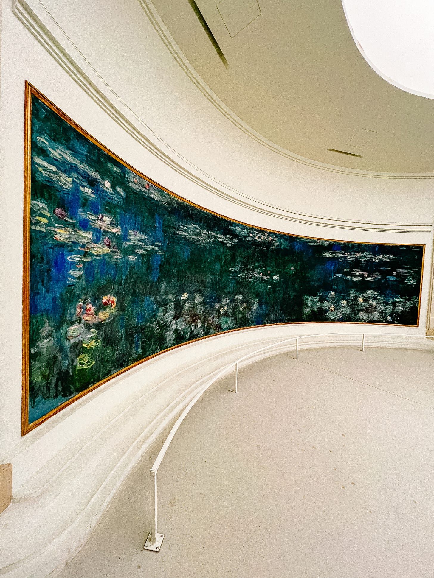 Monet water lilies, Musee L'Orangerie 
