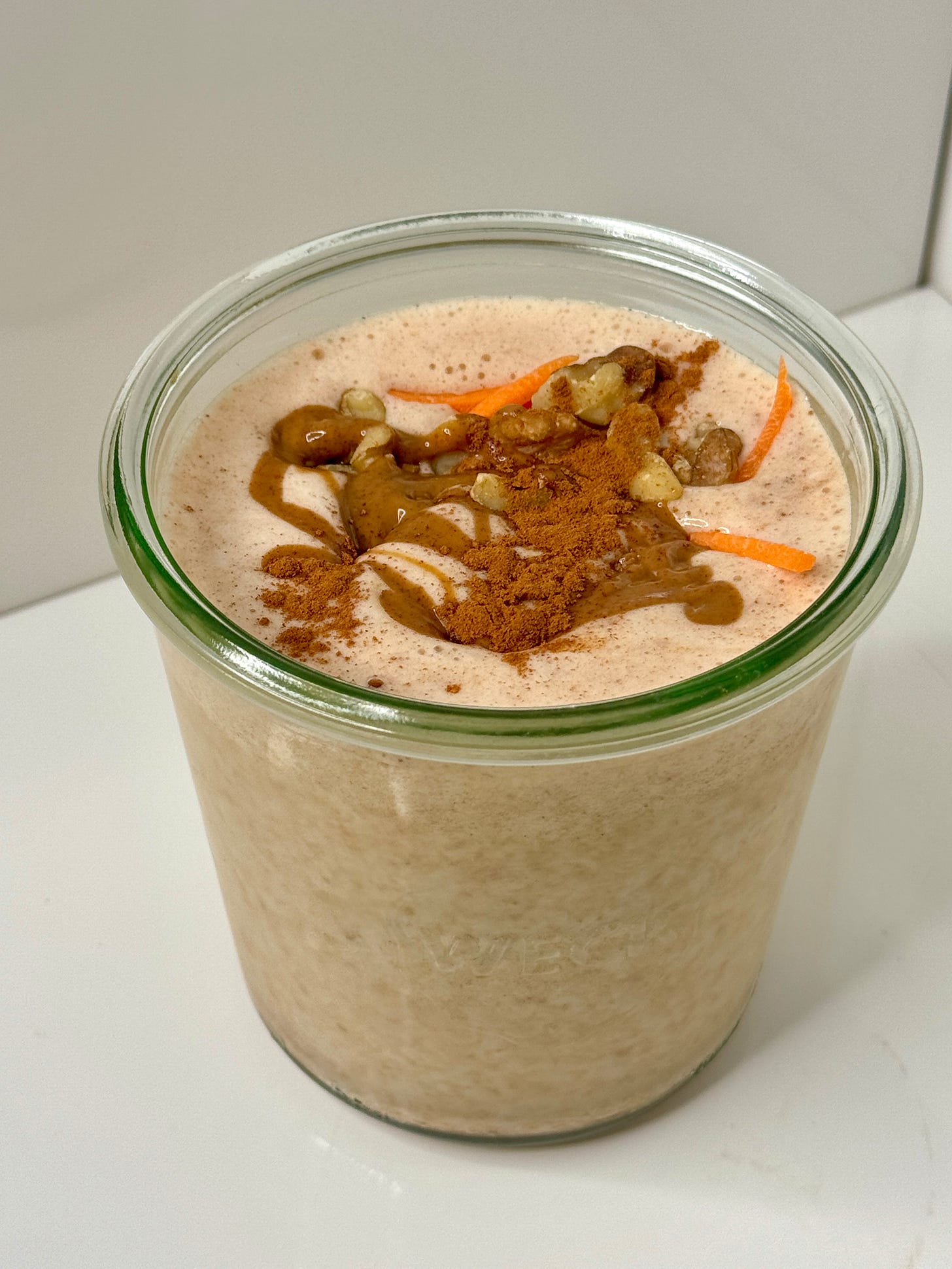 Creamy carrot cake smoothie Creamy carrot cake smoothie