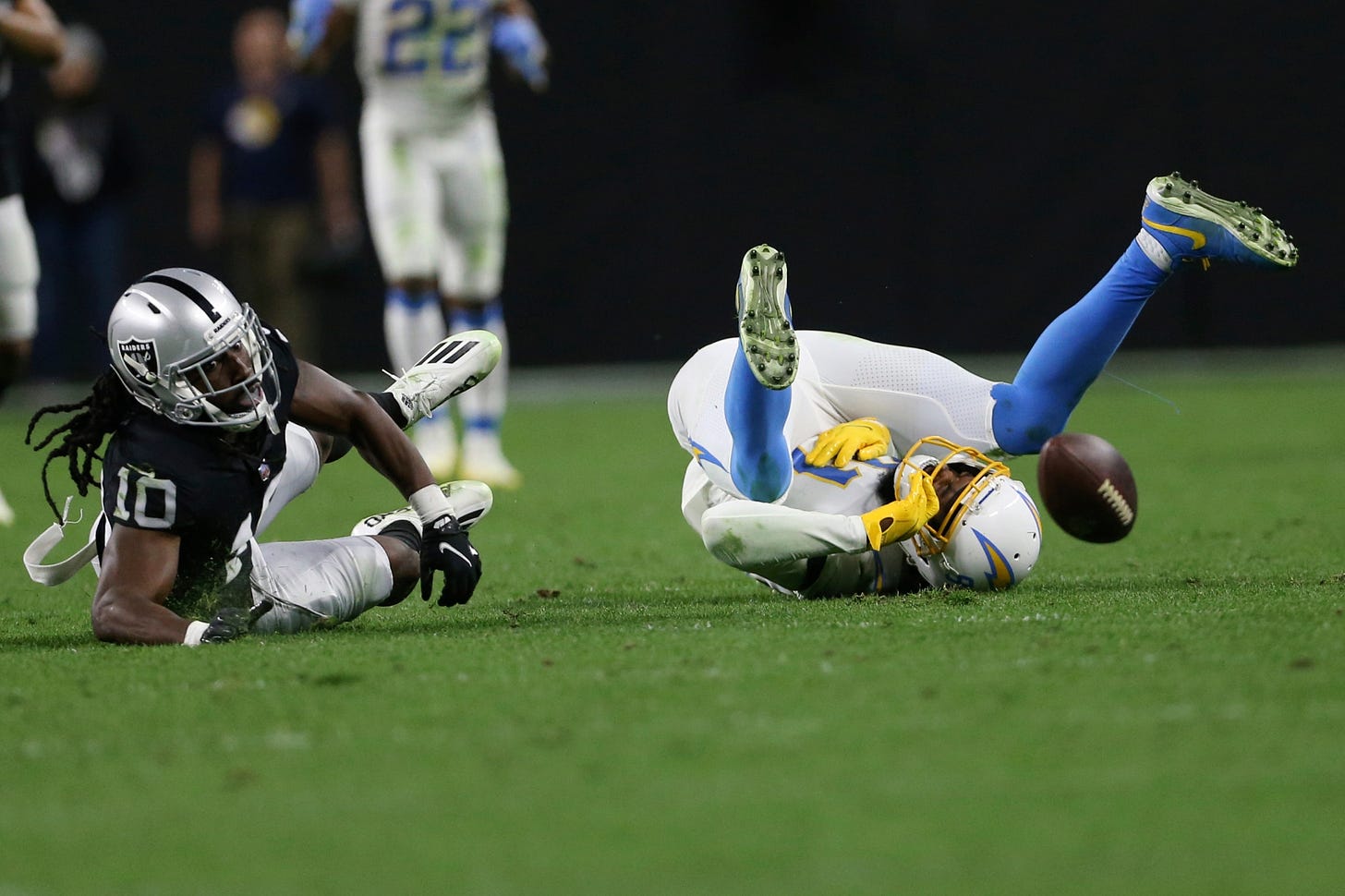 Whicker: Rams and Chargers have their suspicions, good and bad, confirmed  in the 17th game – Press Enterprise
