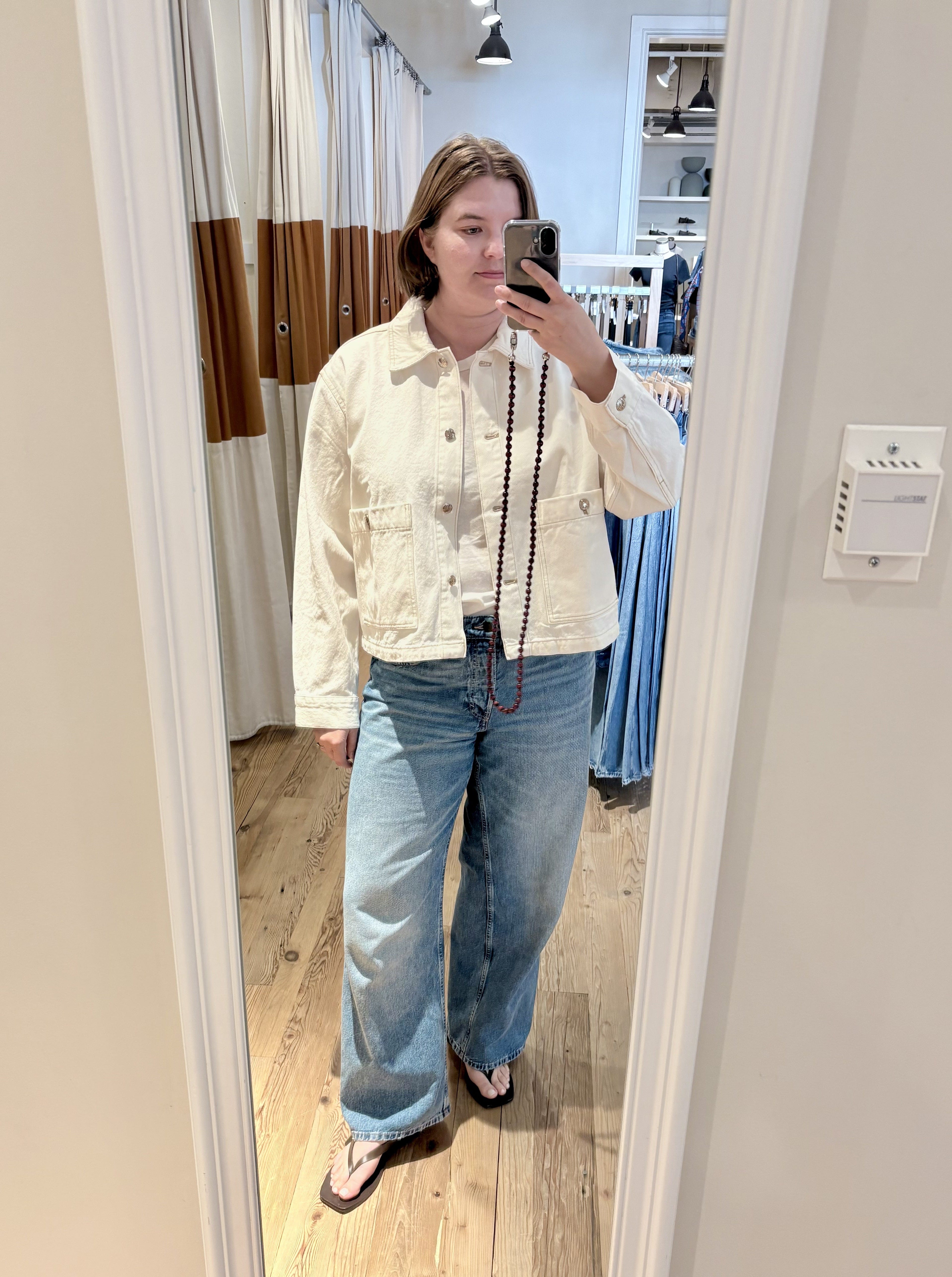 marlisa is a casual dresser who loves wearing jeans I've been loving wearing jeans recently to the office!  It's my first  time dressing quite casually for work, so still trying to find what works &  what doesn't! But @marksandspencerstyle has