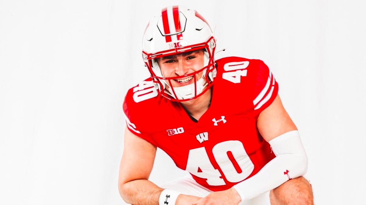 Wisconsin football lands Toledo transfer long snapper James Roe