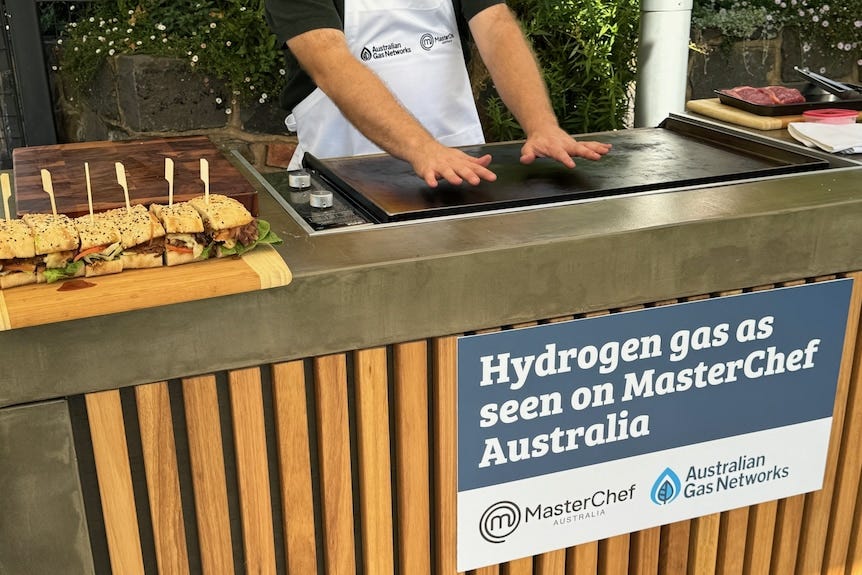 MasterChef Australia promoting hydrogen and biomethane as alternative to  gas cooking - ABC News