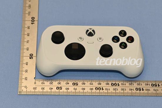 Xbox Cloud Gaming controller