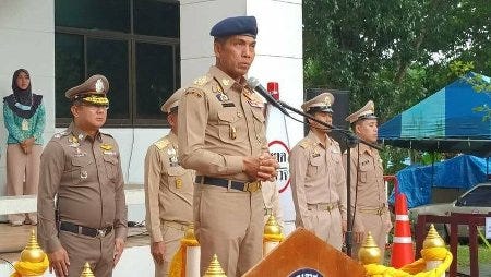 Création d'un corps de volontaires pour assurer. lasécurité à Phuket dans la saison touristique Création d'un corps de volontaires pour assurer. lasécurité à Phuket dans la saison touristique