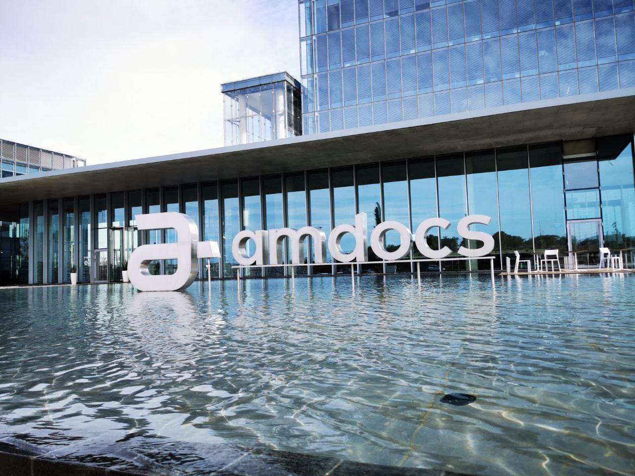 הקמפוס החדש של חברת אמדוקס ברעננה הקמפוס החדש של חברת אמדוקס ברעננה