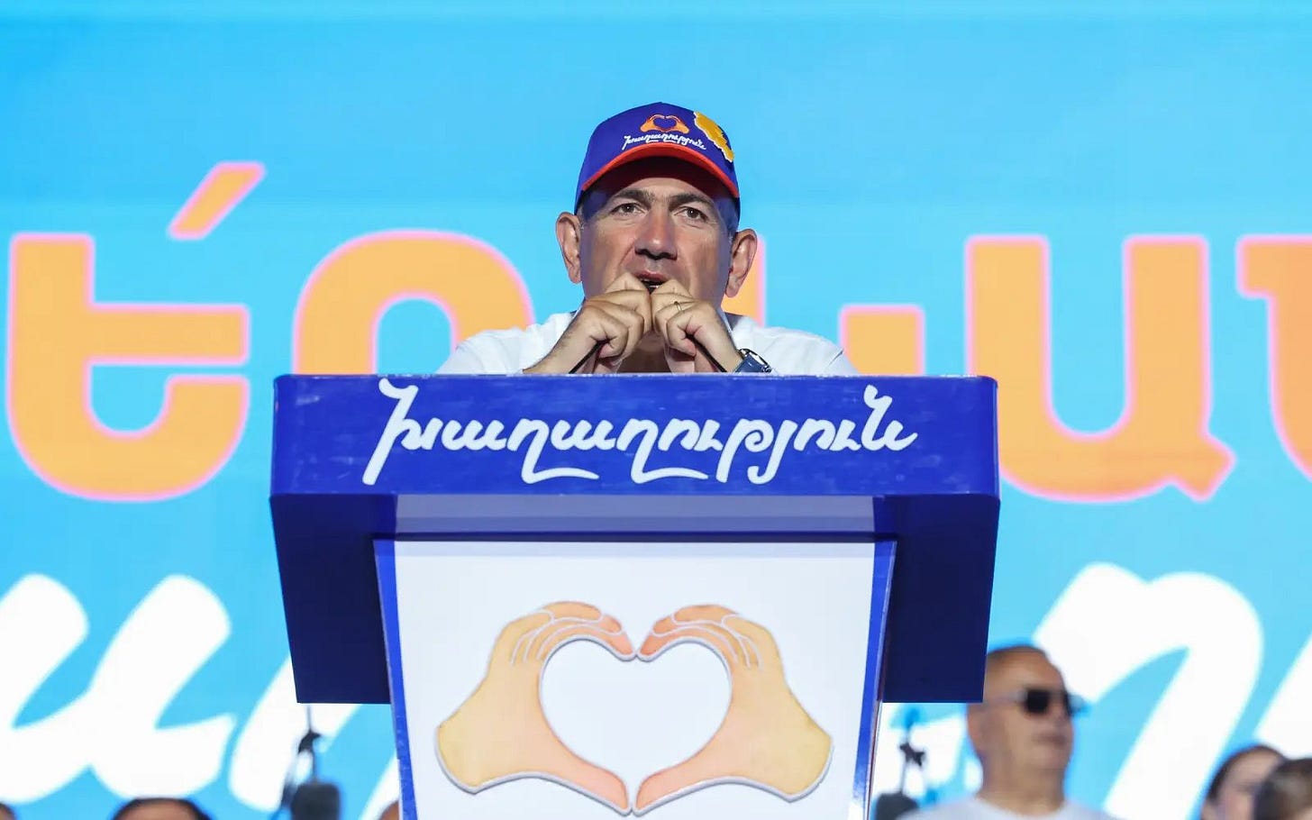 Armenia's Pashinyan declares victory in parliamentary election | FMT Armenia's Pashinyan declares victory in parliamentary election | FMT