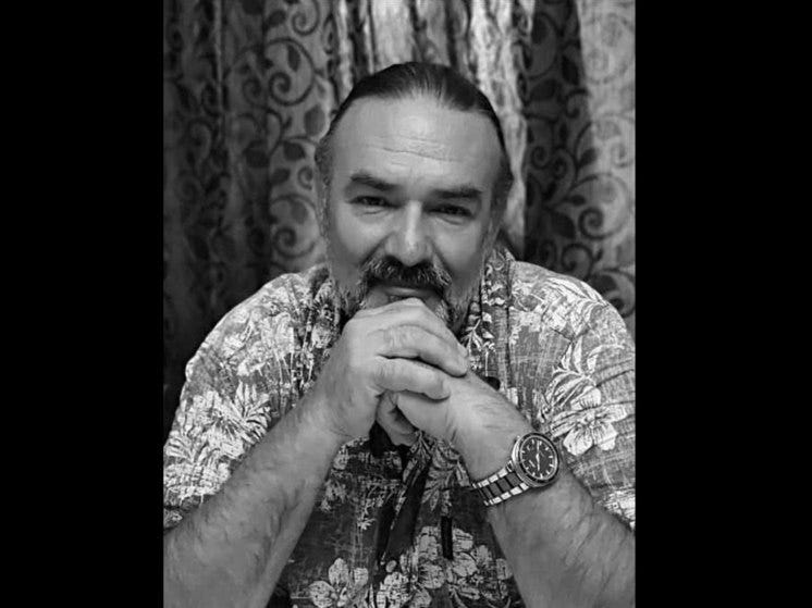 В Воронеже простились с известным скульптором