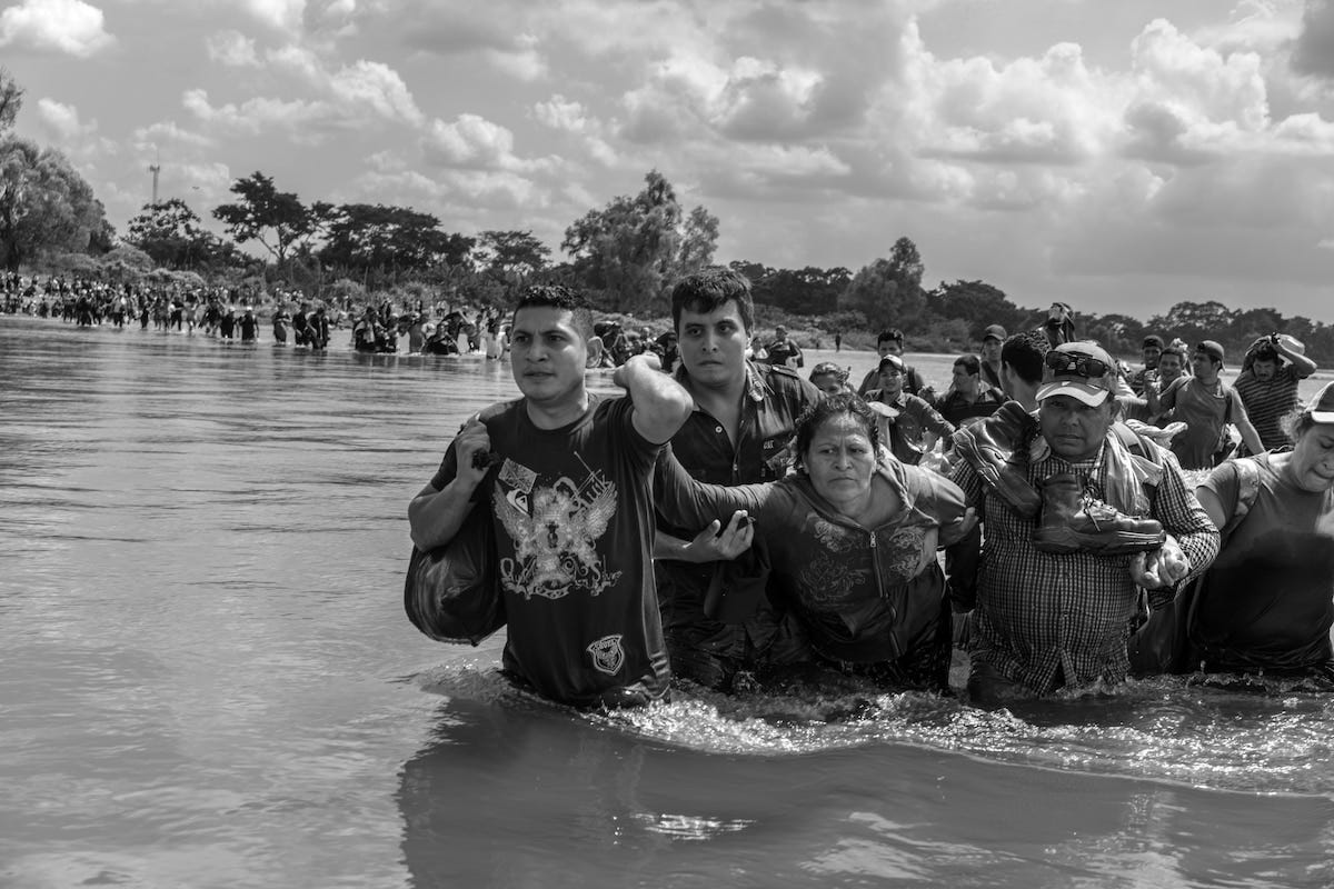 Pictures capture a migrant caravan's journey from Central America to the  U.S. | National Geographic
