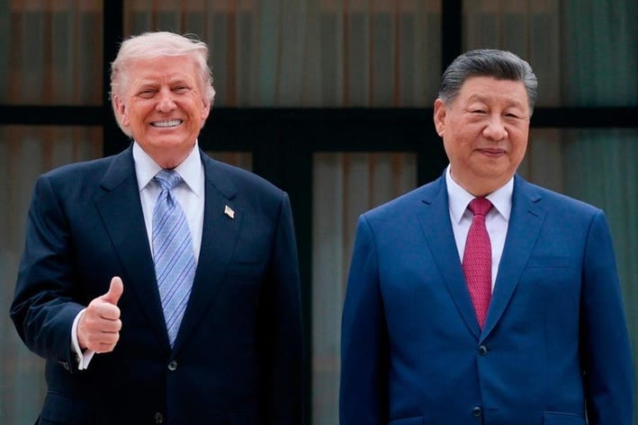 Trump abandona China tras dos días de conversaciones con Xi (en directo)