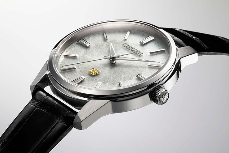 Citizen watches redefines class and comfort.Get your watches crafted with  perfection and fineness. Let Citizen watches resonate your style.