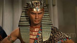 Hollywood Actor Yul Brynner As Pharaoh ...