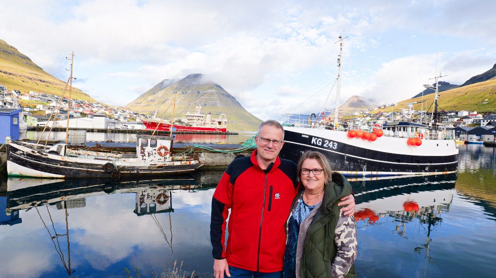 Þorkell og Guðrún í Klakksvík í Færeyjum. Þorkell og Guðrún í Klakksvík í Færeyjum.
